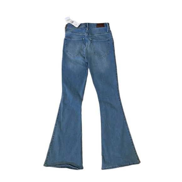 High-Rise Flare Jean Hollister Classic Stretch - Picture 2 of 8